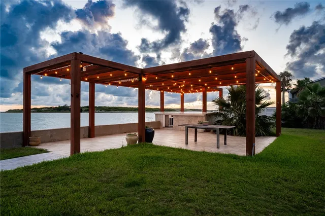 $950,000 | 204 Bayshore Drive, Ingleside, TX 78362