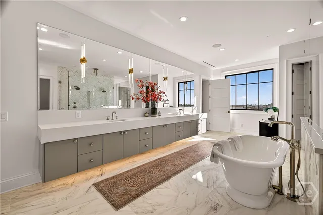 $8,500,000 | 440 Geo Meyer Avenue, Unit 5, Savannah, GA 31401