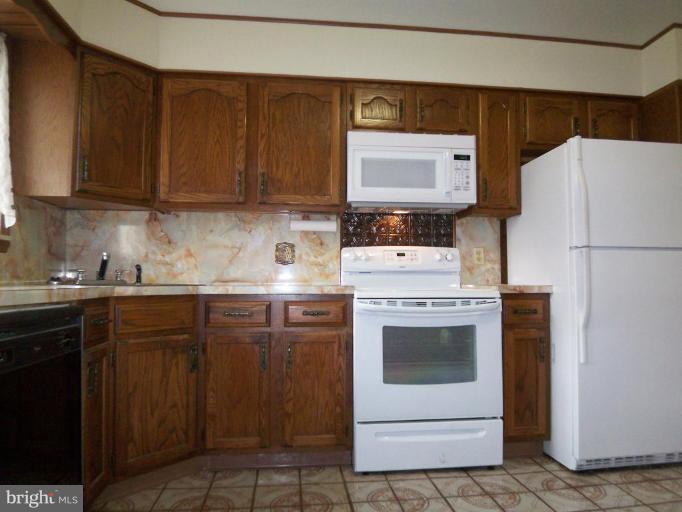 7613 Sparrows Point Boulevard Sparrows Point, MD 21219 - Photo 6 of 18 Kitchen