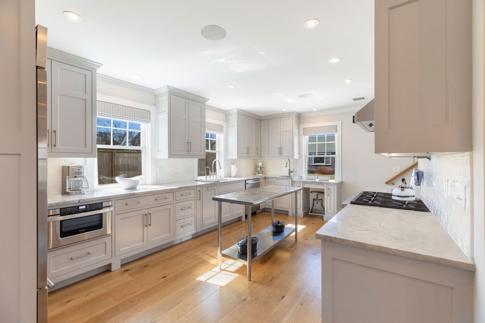 15 Delaney Road Nantucket, MA 02554 - Photo 8 of 32 Gallery Image 8