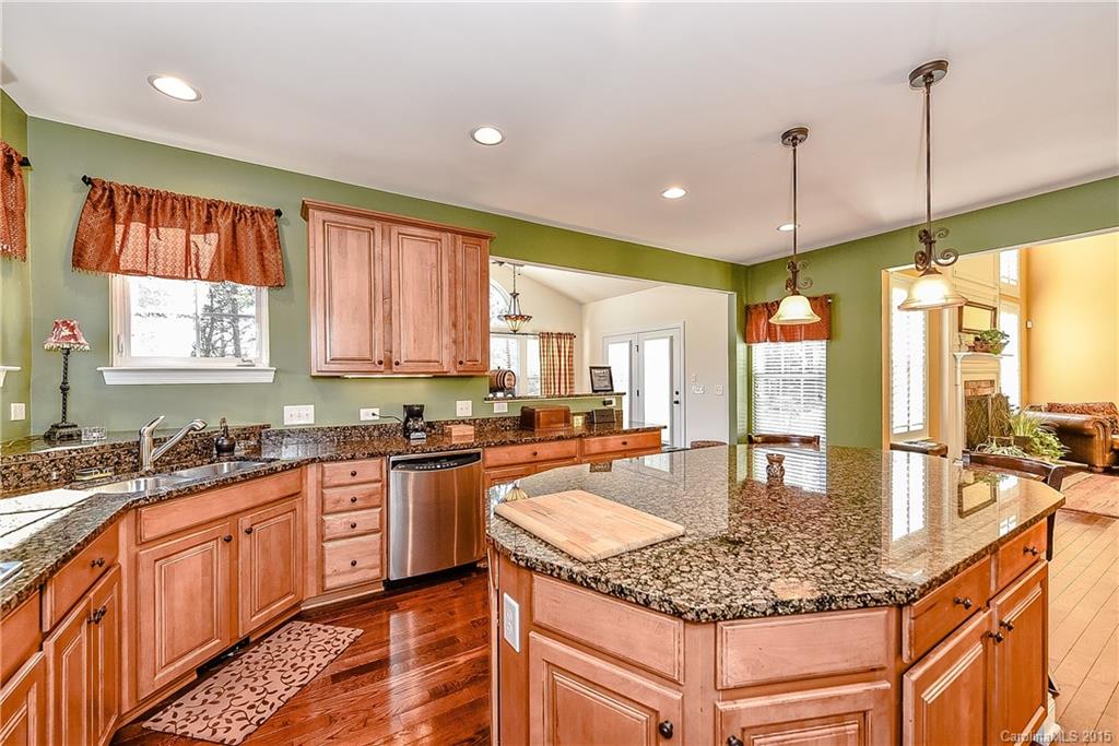 663 Reliance Court Tega Cay, SC 29708 - Photo 12 of 24