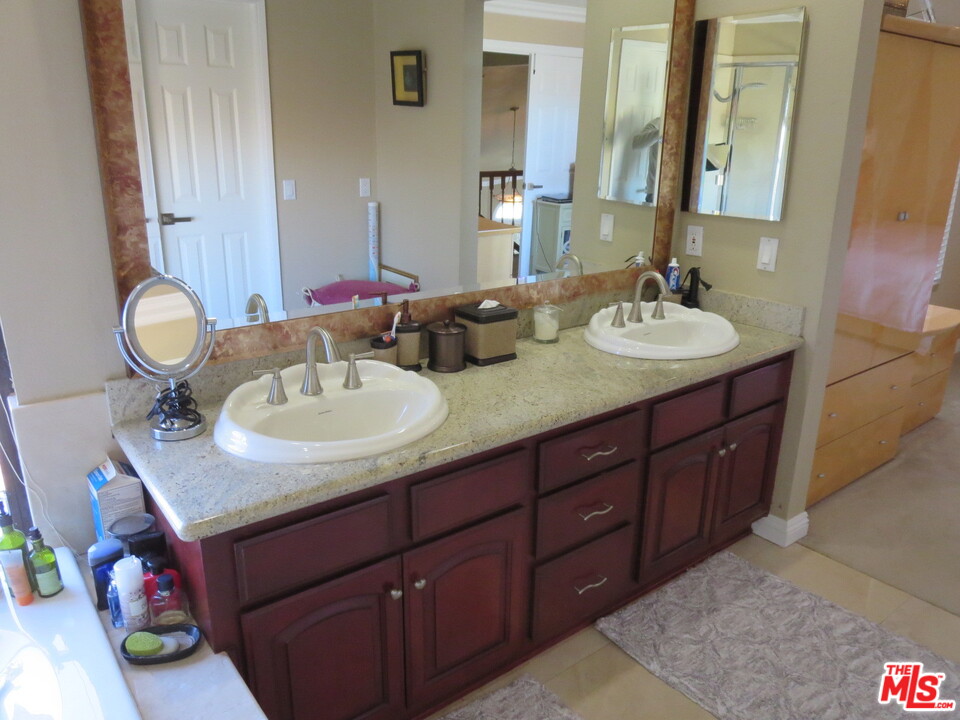 7991 East Bauer Road Anaheim, CA 92808 - Photo 15 of 20 Gallery Image 15