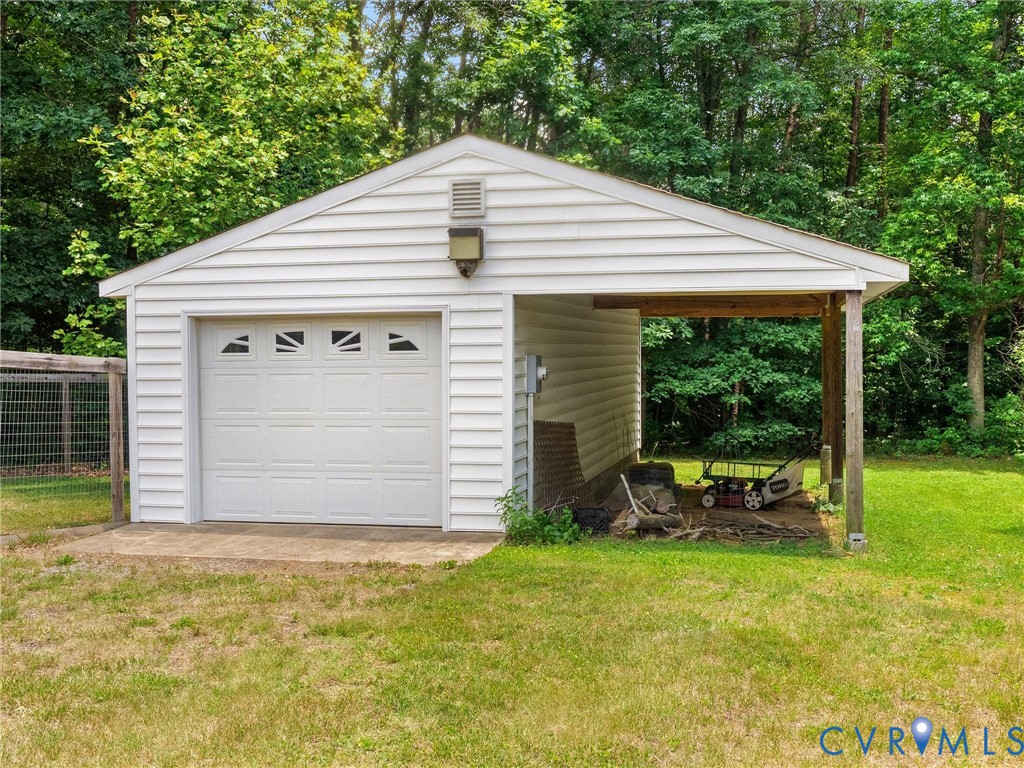 3607 Pacetown Road Sandy Hook, VA 23153 - Photo 18 of 33 Detached Garage