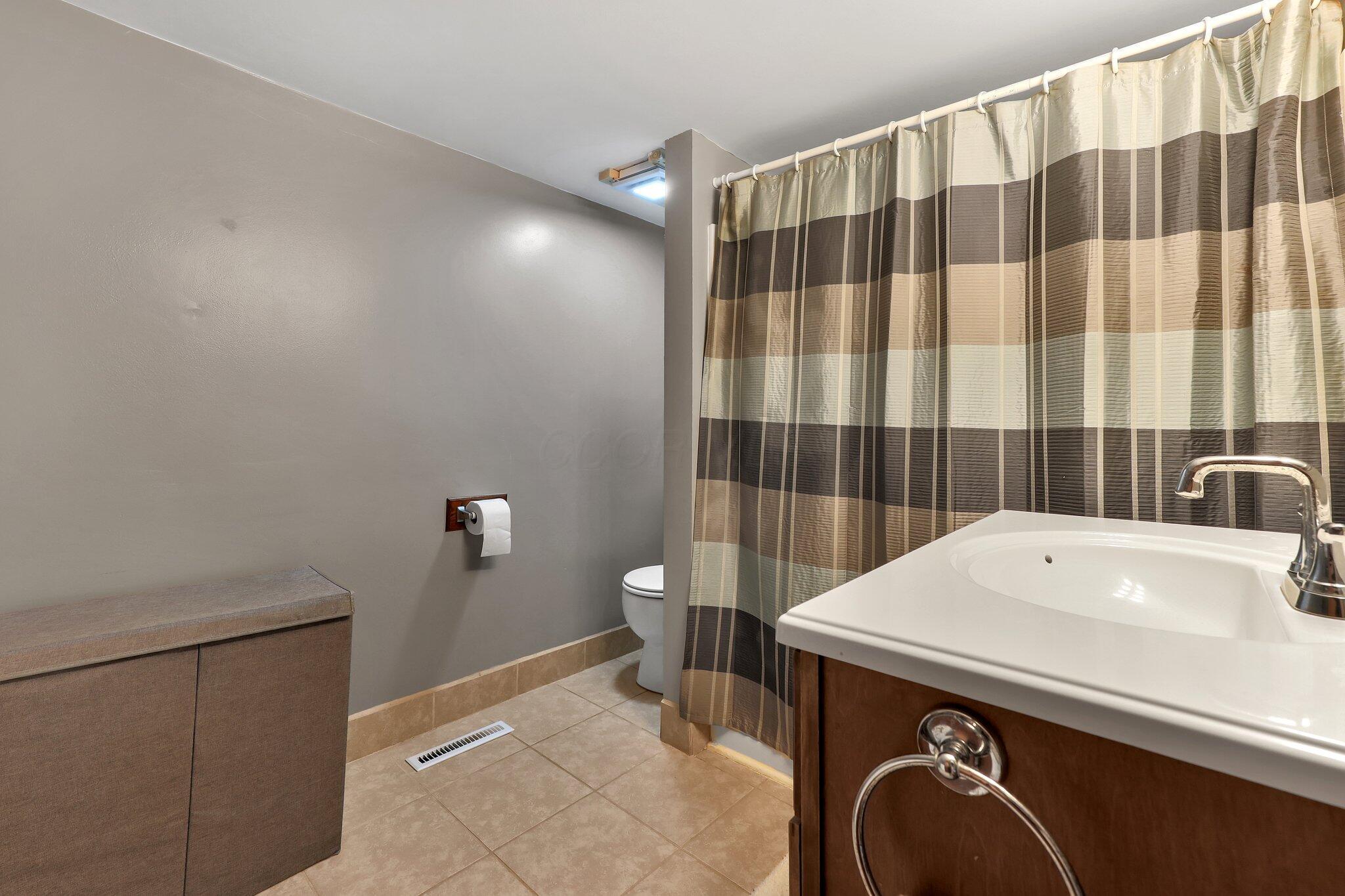 7214 Columbus Road Mount Vernon, OH 43050 - Photo 22 of 40 9-web-or-mls-7214-columbus-rd