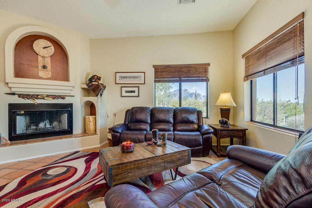 5554 North Arizona Road Apache Junction, AZ 85119 - Photo 5 of 30 Living Room 1