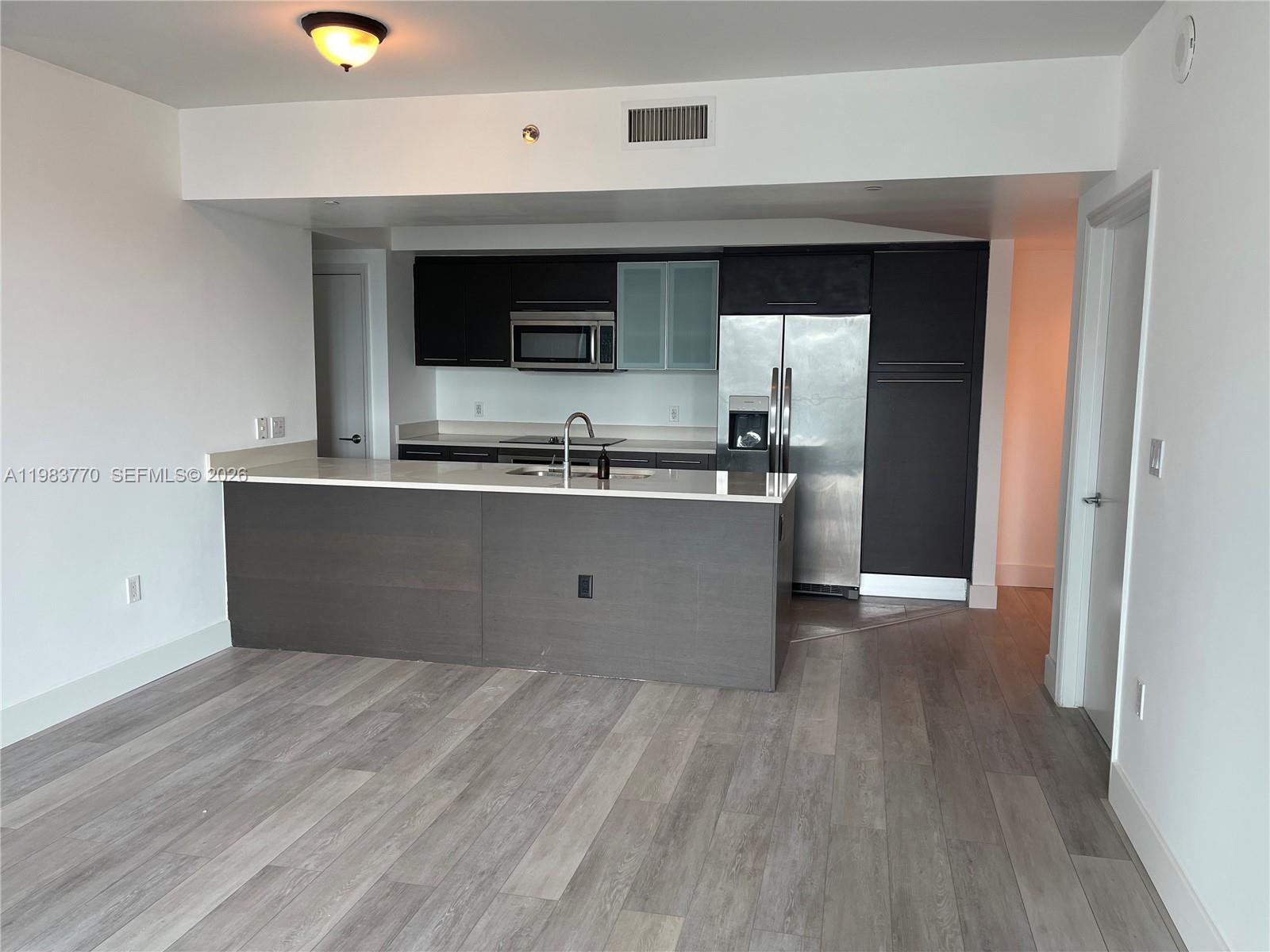 55 Southeast 6th Street, Unit 2003 Miami, FL 33131 - Photo 15 of 26