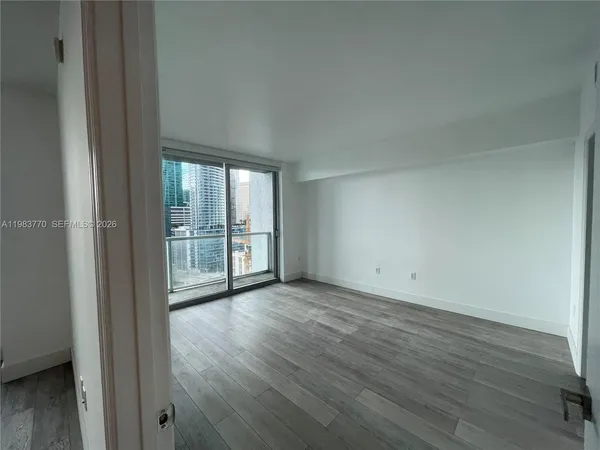 $4,200 | 55 Southeast 6th Street, Unit 2003, Miami, FL 33131