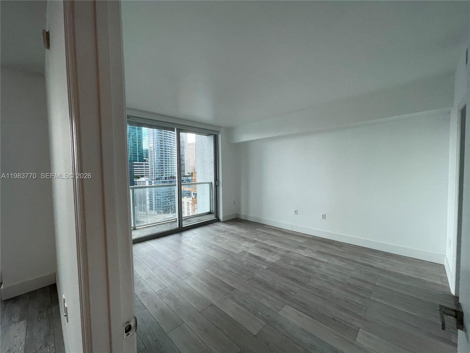 55 Southeast 6th Street, Unit 2003 Miami, FL 33131 - Photo 16 of 26