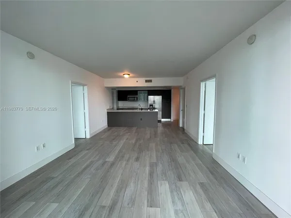 $4,200 | 55 Southeast 6th Street, Unit 2003, Miami, FL 33131