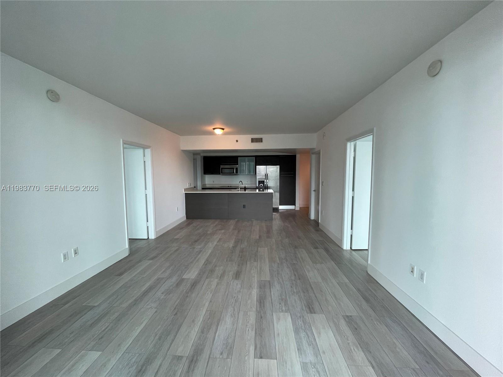 55 Southeast 6th Street, Unit 2003 Miami, FL 33131 - Photo 17 of 26