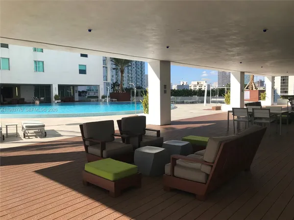 $4,200 | 55 Southeast 6th Street, Unit 2003, Miami, FL 33131