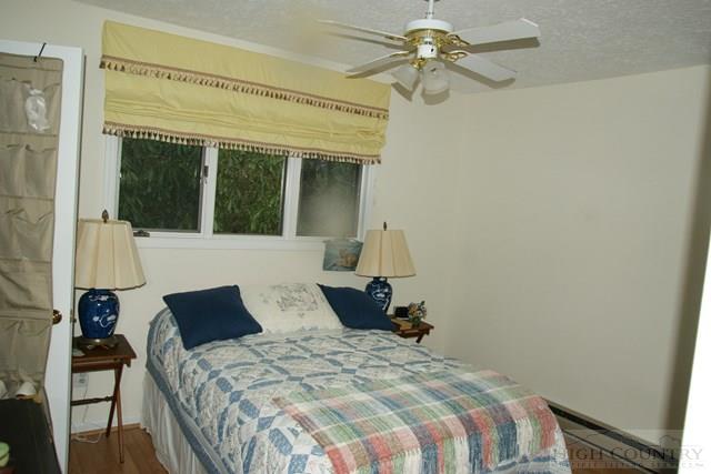 77 Hillcrest Road Newland, NC 28657 - Photo 4 of 17 Gallery Image 4