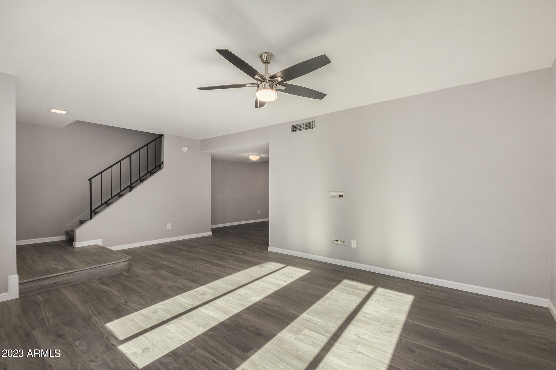 5134 North Granite Reef Road Scottsdale, AZ 85250 - Photo 7 of 31 07 - Granite Reef