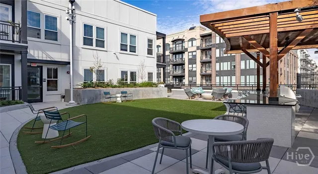 $2,101 | 201 Pilot Street, Unit A2A, Savannah, GA 31401