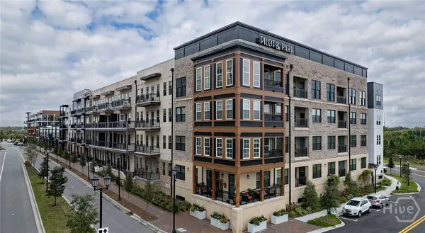 $2,282 | 201 Pilot Street, Unit A2A, Savannah, GA 31401