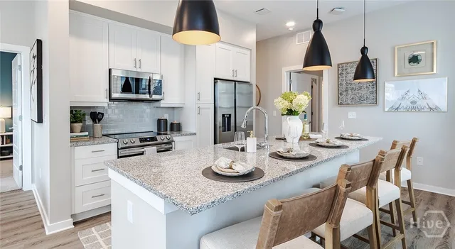 $2,101 | 201 Pilot Street, Unit A2A, Savannah, GA 31401