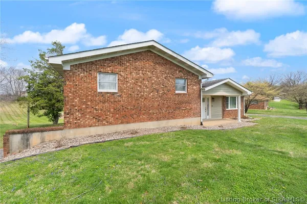 $355,000 | 1230 Karen Avenue Northwest, Corydon, IN 47112