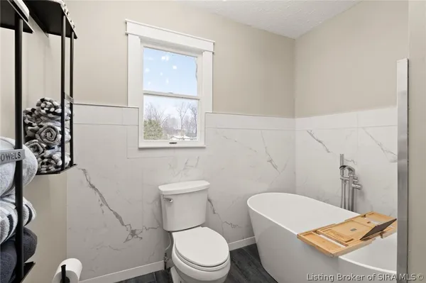 $355,000 | 1230 Karen Avenue Northwest, Corydon, IN 47112