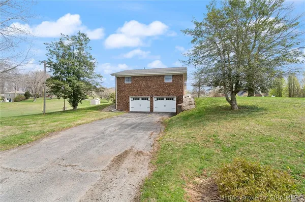 $355,000 | 1230 Karen Avenue Northwest, Corydon, IN 47112