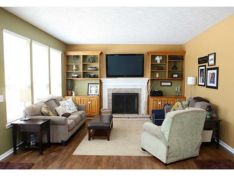 8234 Carloway Road Indianapolis, IN 46236 - Photo 4 of 21 Gallery Image 4