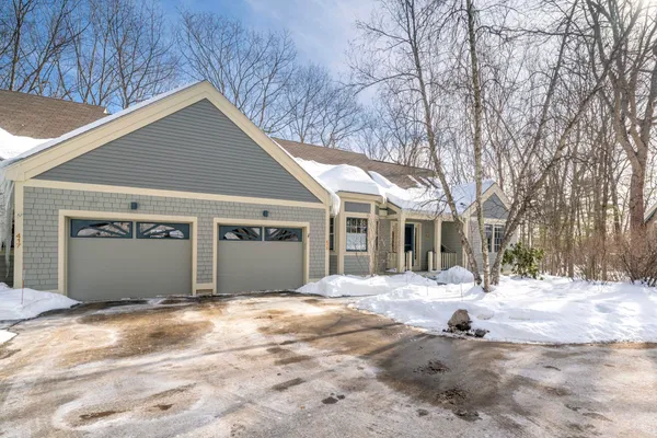 $510,000 | 1465 Hooksett Road, Unit 418, Hooksett, NH 03106