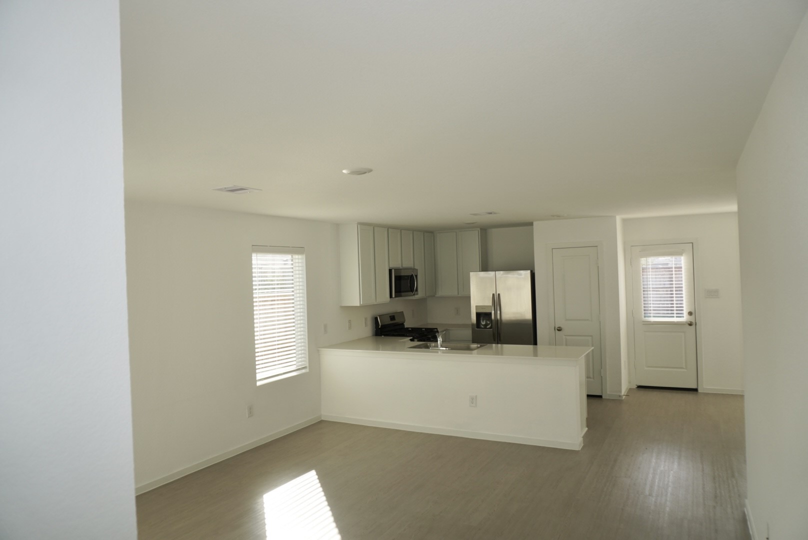 16803 Great Stable Way Hockley, TX 77447 - Photo 4 of 29 a view of a livingroom with furniture and a window