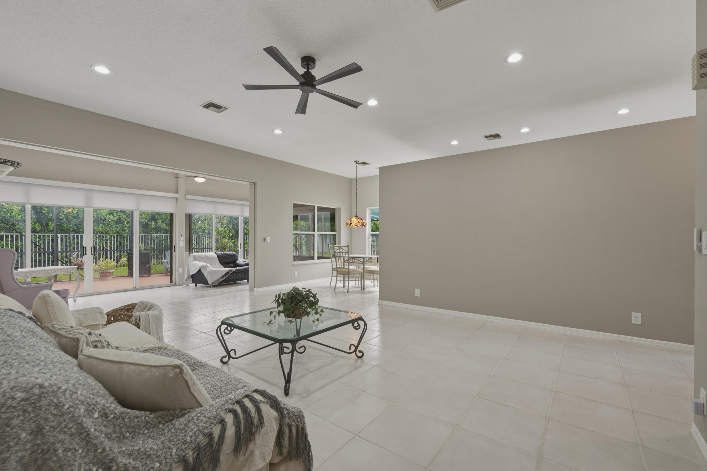 10827 La Salinas Circle Boca Raton, FL 33428 - Photo 9 of 33 KAREN 9