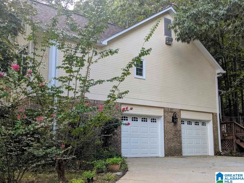 2334 Chandabrook Drive Pelham, AL 35124 - Photo 5 of 27