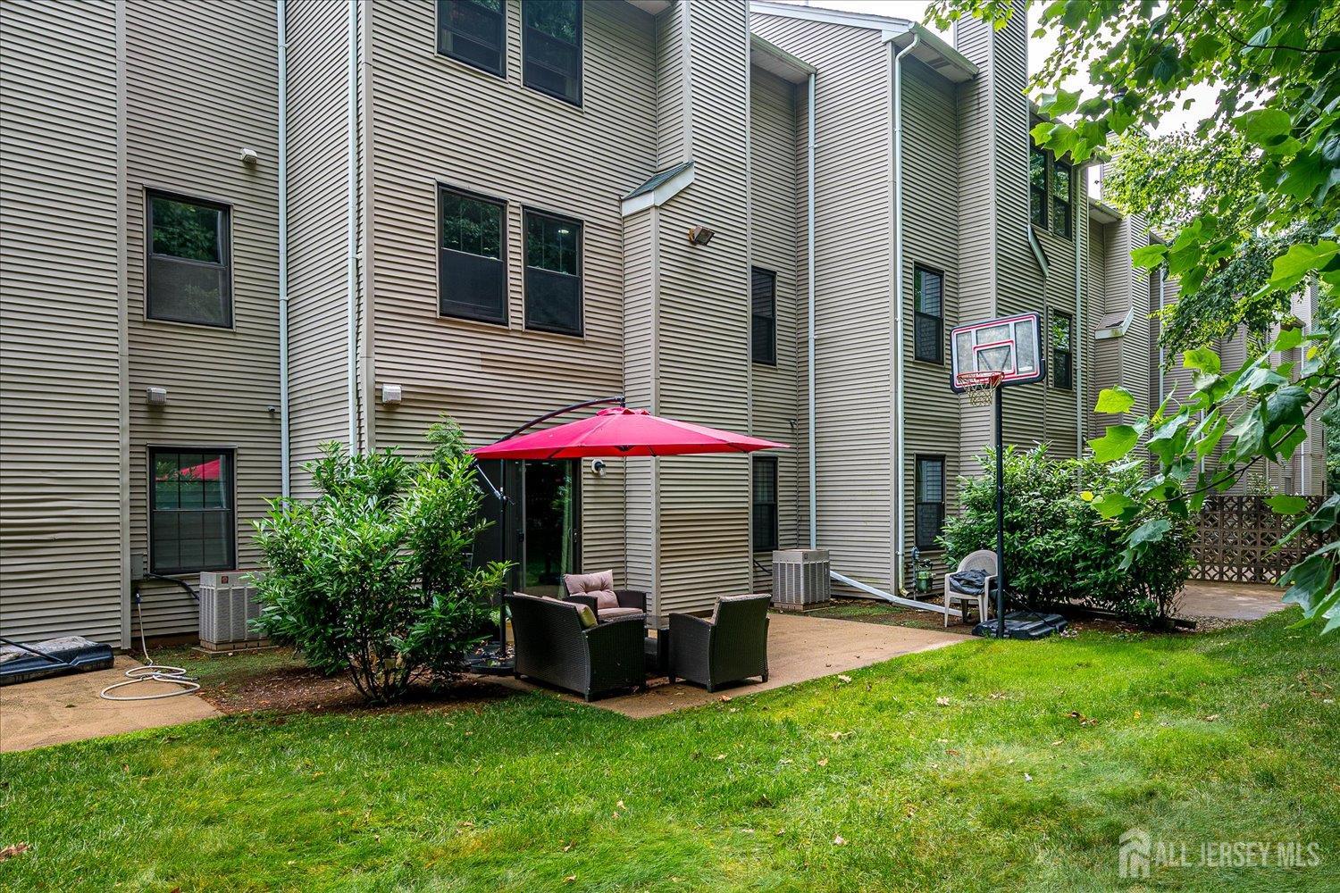 4506 Stonehedge Road Edison, NJ 08820 - Photo 46 of 51