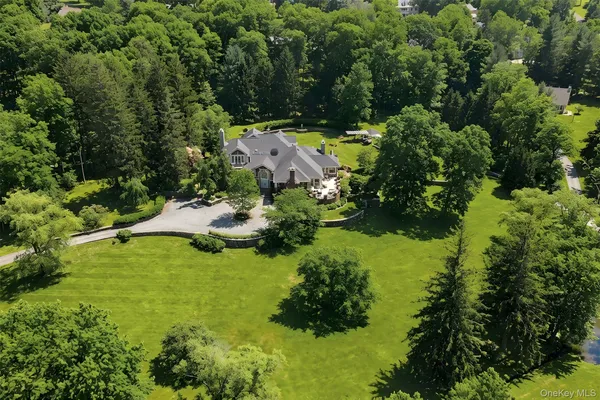 $4,500,000 | 150 Old Farm Road North, Chappaqua, NY 10514