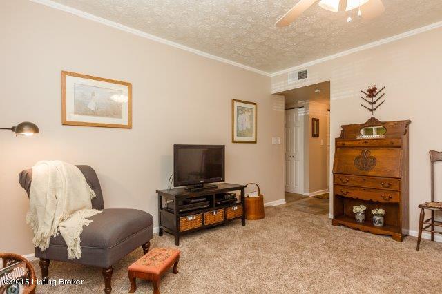 2300 Dundee Rd, no.3-04