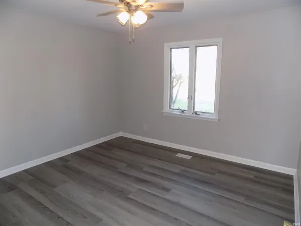 $329,000 | 7811 Ridgemont Drive, Newburgh, IN 47630