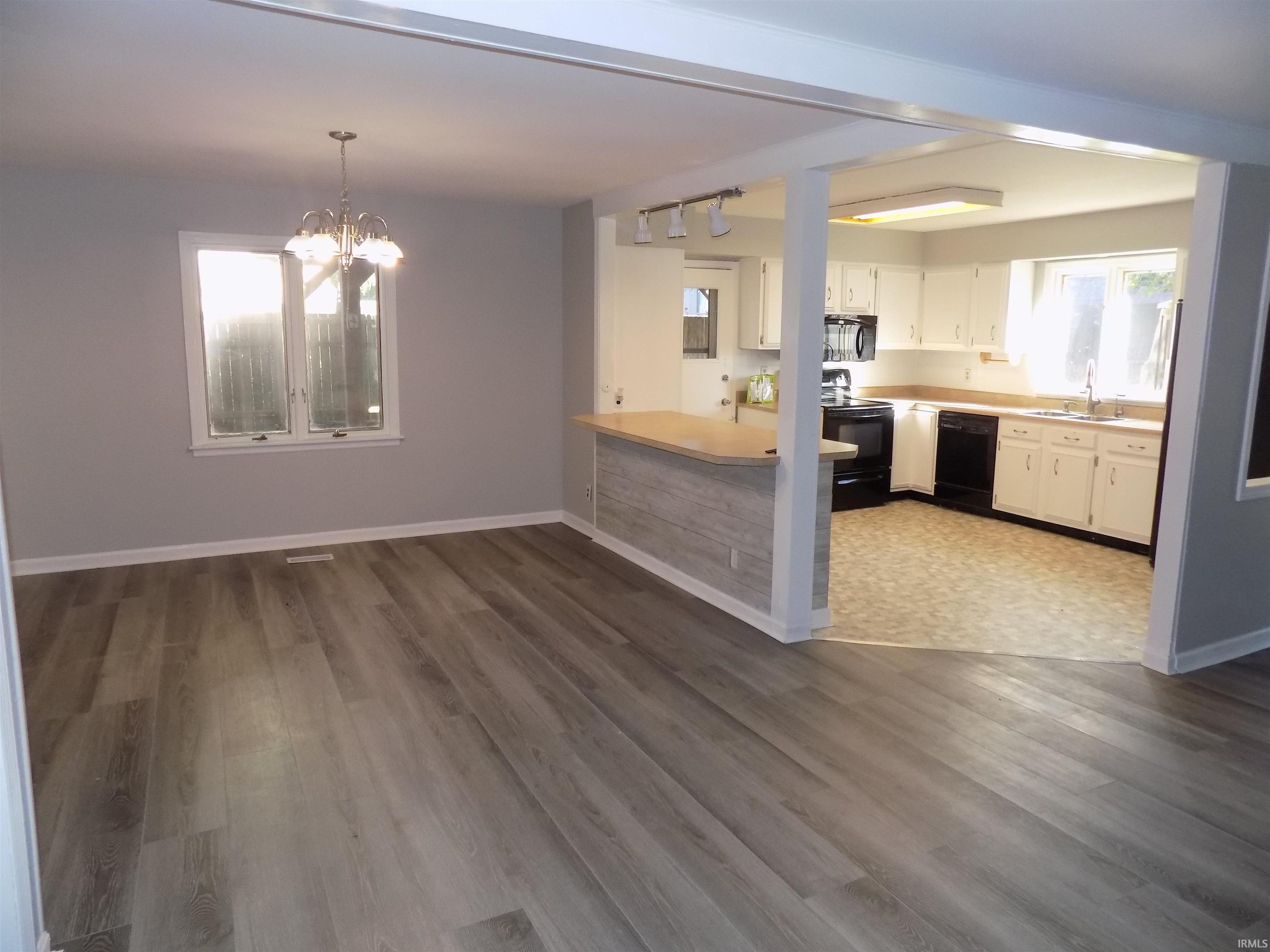 7811 Ridgemont Drive Newburgh, IN 47630 - Photo 8 of 23