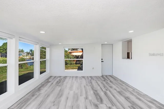 $325,000 | 1305 Basswood Drive, Holiday, FL 34690