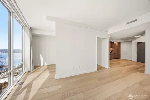 $650,000 | 121 Stewart Street, Unit 1803, Seattle, WA 98101