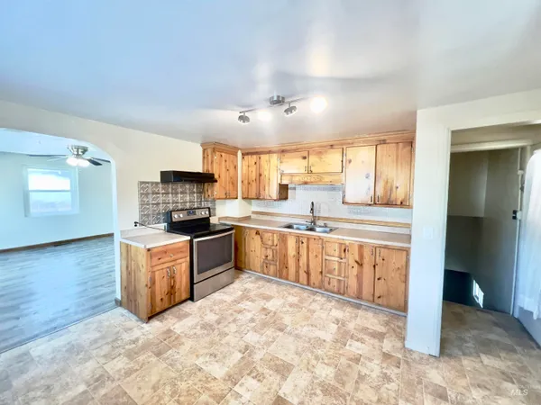 $289,000 | 427 6th Avenue West, Jerome, ID 83338