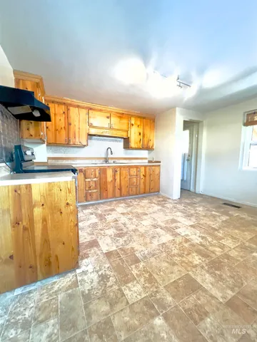 $289,000 | 427 6th Avenue West, Jerome, ID 83338