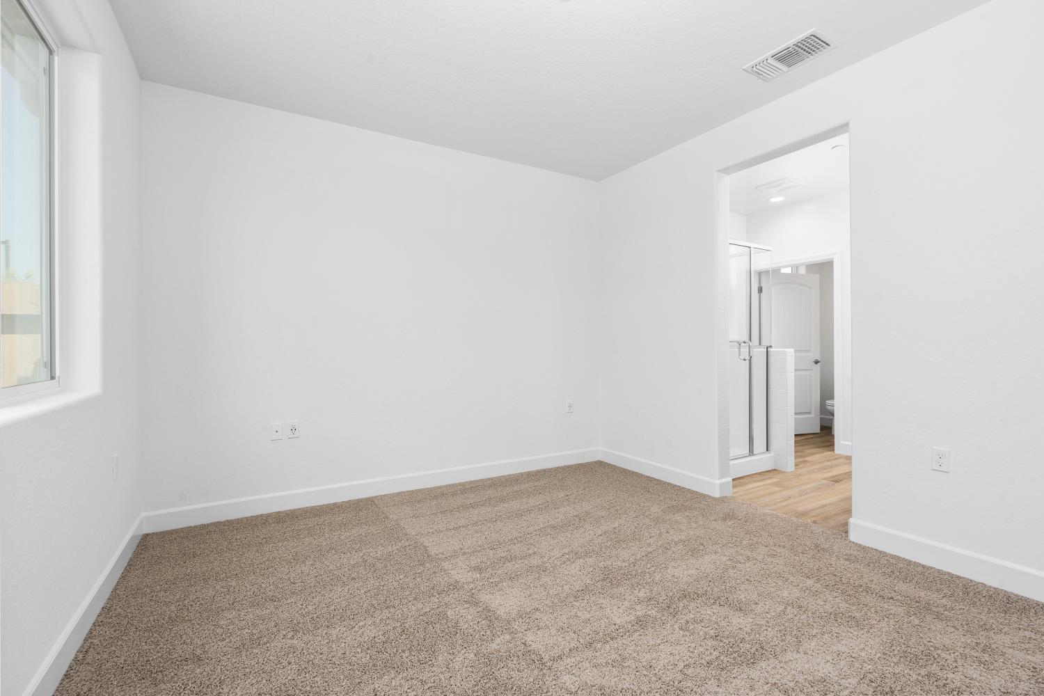 296 South Huckieberry Road Madera, CA 93636 - Photo 9 of 10 Gallery Image 9