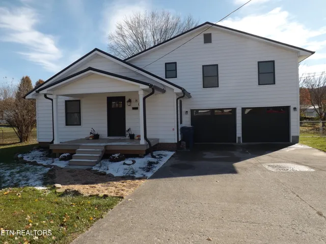 $349,900 | 805 Worchester Avenue, Middlesboro, KY 40965