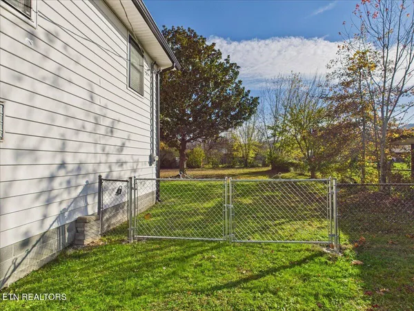 $324,900 | 805 Worchester Avenue, Middlesboro, KY 40965