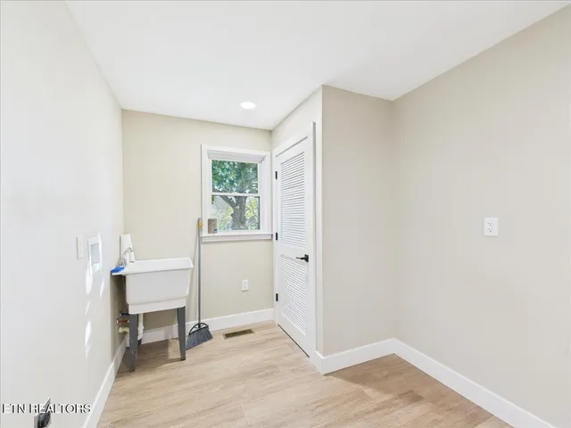 $344,900 | 805 Worchester Avenue, Middlesboro, KY 40965