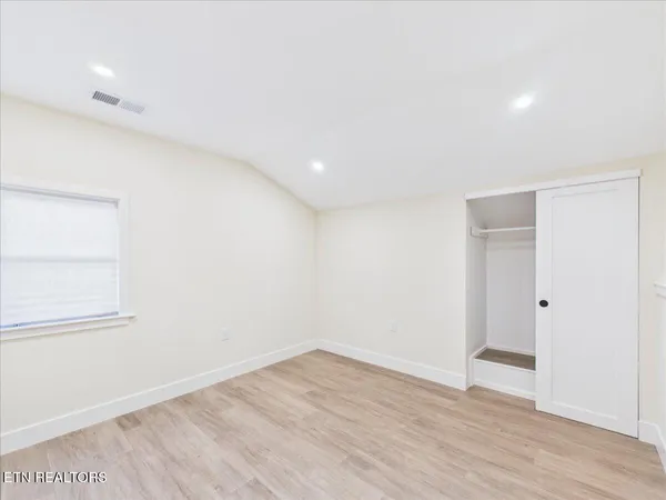 $324,900 | 805 Worchester Avenue, Middlesboro, KY 40965