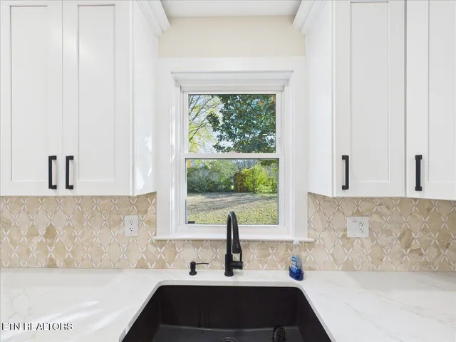 $344,900 | 805 Worchester Avenue, Middlesboro, KY 40965