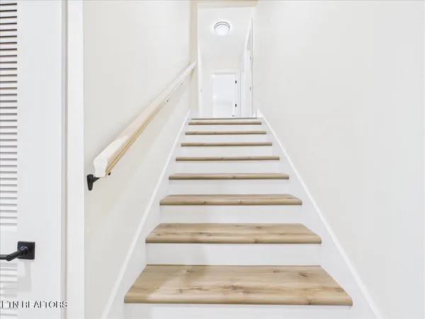 $324,900 | 805 Worchester Avenue, Middlesboro, KY 40965