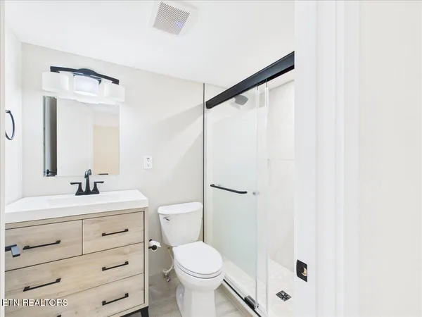 $324,900 | 805 Worchester Avenue, Middlesboro, KY 40965