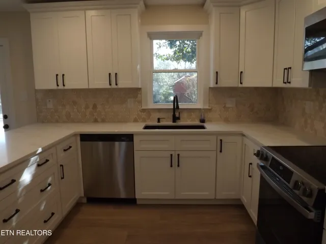 $344,900 | 805 Worchester Avenue, Middlesboro, KY 40965