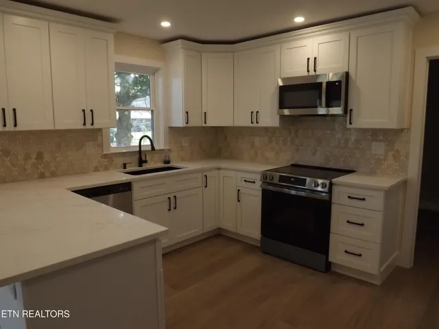 $344,900 | 805 Worchester Avenue, Middlesboro, KY 40965