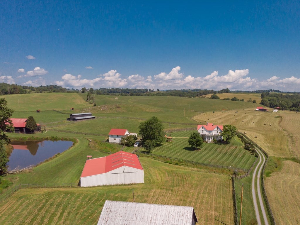 32555 McCready Road Damascus, VA 24236 - Photo 30 of 47 Gallery Image 30