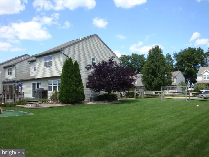 264 North View Road Fleetwood, PA 19522 - Photo 3 of 25 Gallery Image 3