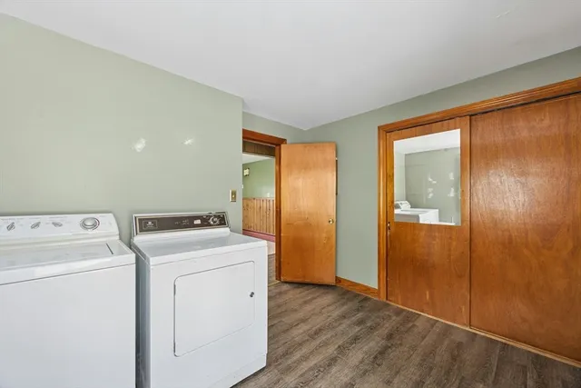 a view of a storage & utility room with washer and dryer